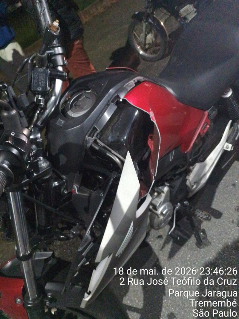 Moto sinistrada registrada durante atendimento noturno